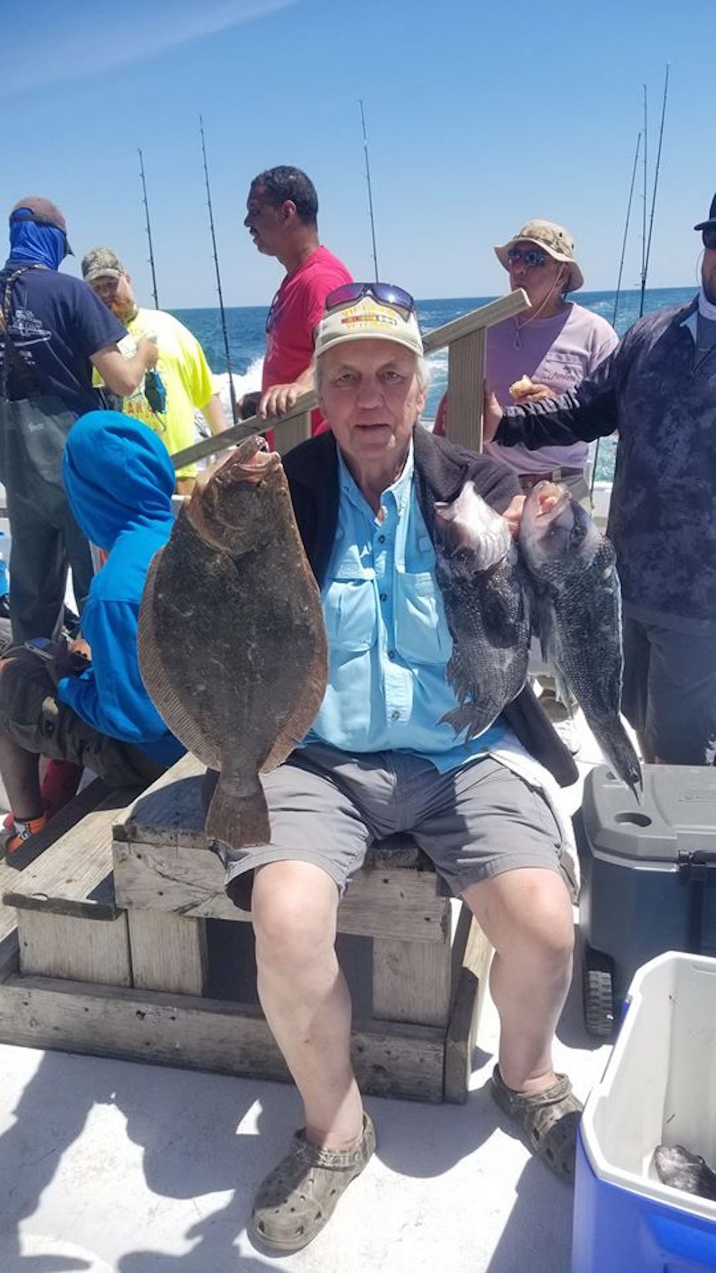 400+ Pound Blue Marlin and More Flounder from the Wrecks - Ocean
