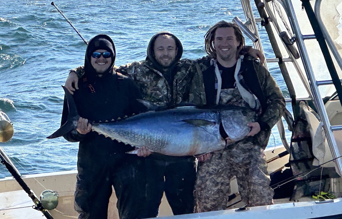 More Nice Bluefin Tuna Just 9 Miles Out